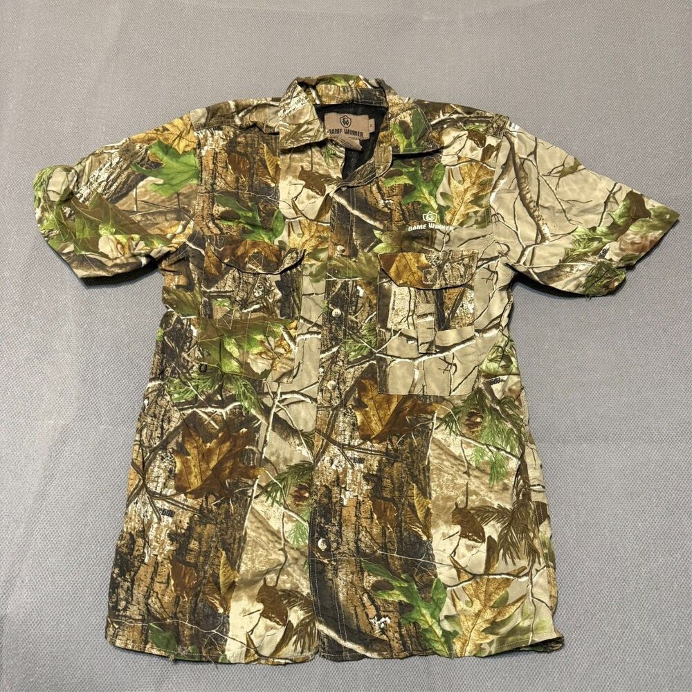 Game Winner Mens Vented Shirt Size M Woodland Camo Short Sleeve Button Up
